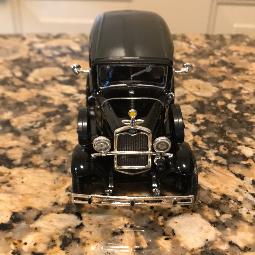 1931 US Marshals Van 1/32